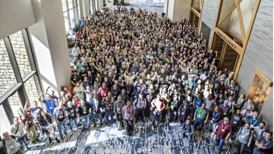 A picture of the over 700 attendees at CppCon