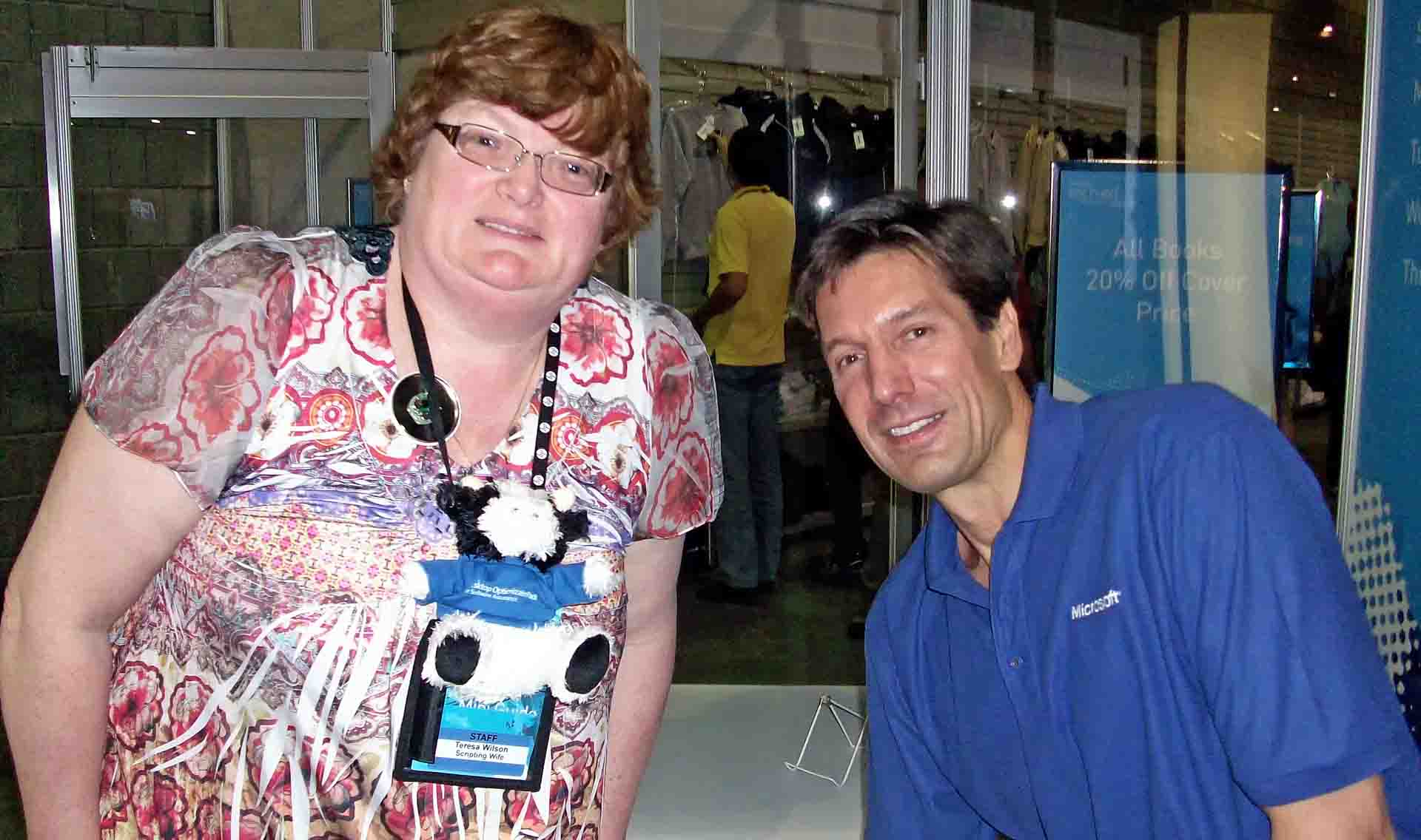 Photo of the Scripting Wife with Mark Russinovich